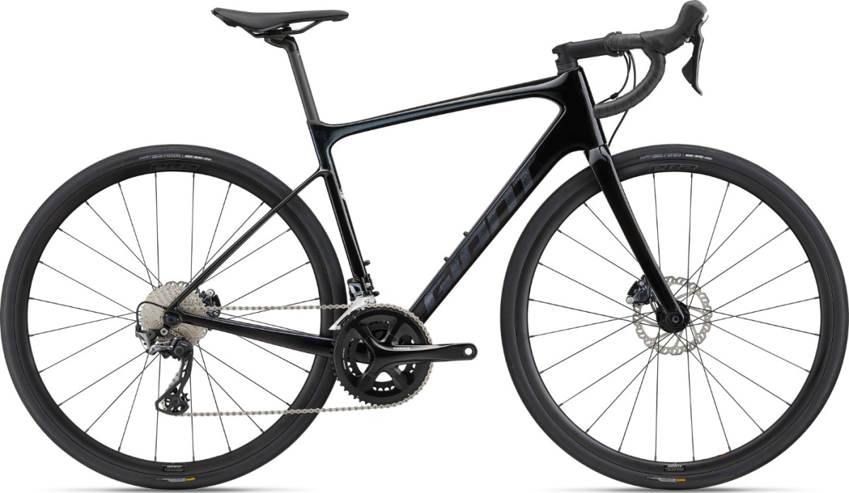 Salomo Bikes heeft de GIANT Advanced 1 Large, Carbon/Starry voorraad in de winkel